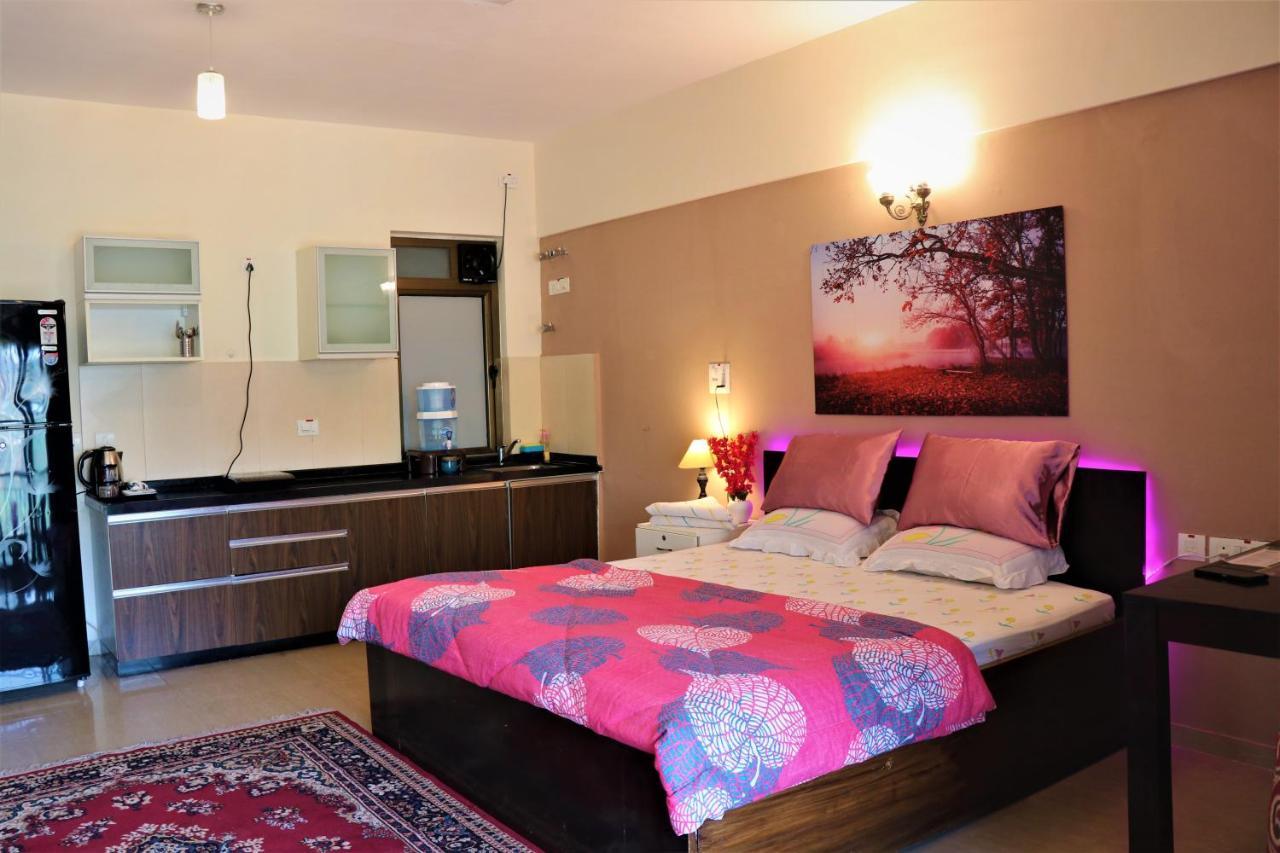 Portofino Apartment Lavasa Bagian luar foto