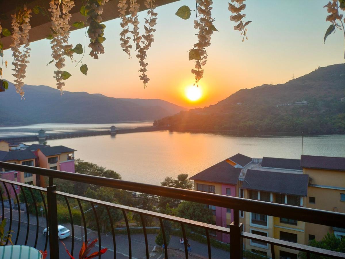 Portofino Apartment Lavasa Bagian luar foto